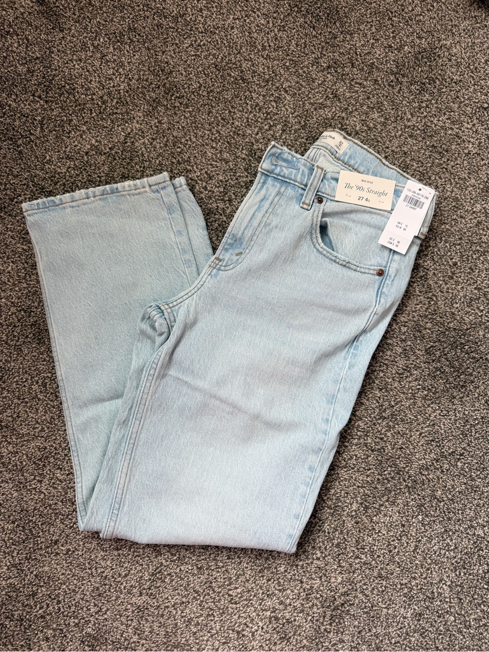 AABERCROMBIE & FITCH 90’S STRAIGHT